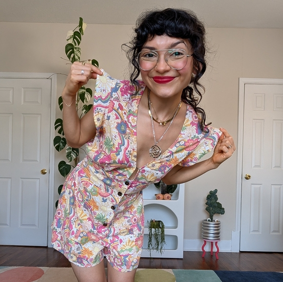 Marine Layer Camila floral romper in groovy print - Picture 4 of 7